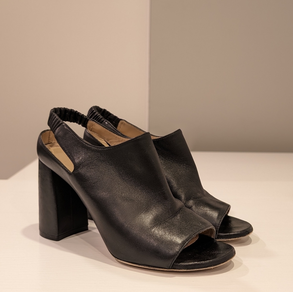 Stuart Weitzman Eva Sandals